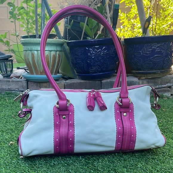 Burberry London - Picture 3 of 16